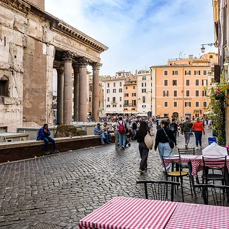 Deluxe Pantheon * Roma