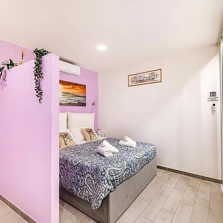 Deluxe Pantheon * Rom