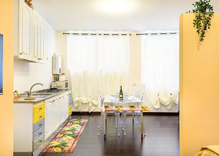 Deluxe Pantheon Apartament *